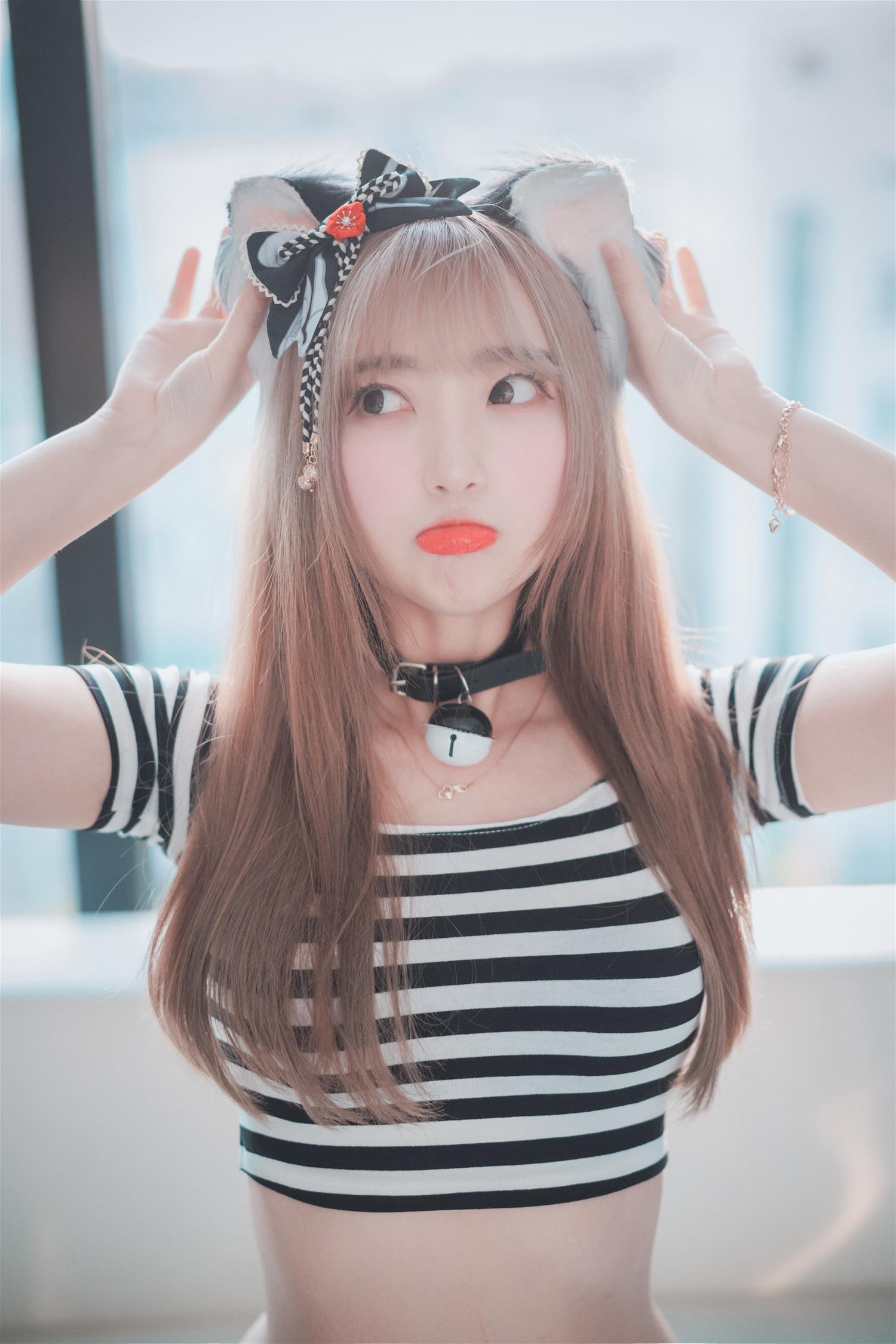 HaNari (하나리) DJAWA Catgirl in Stripes [90P-815MB]