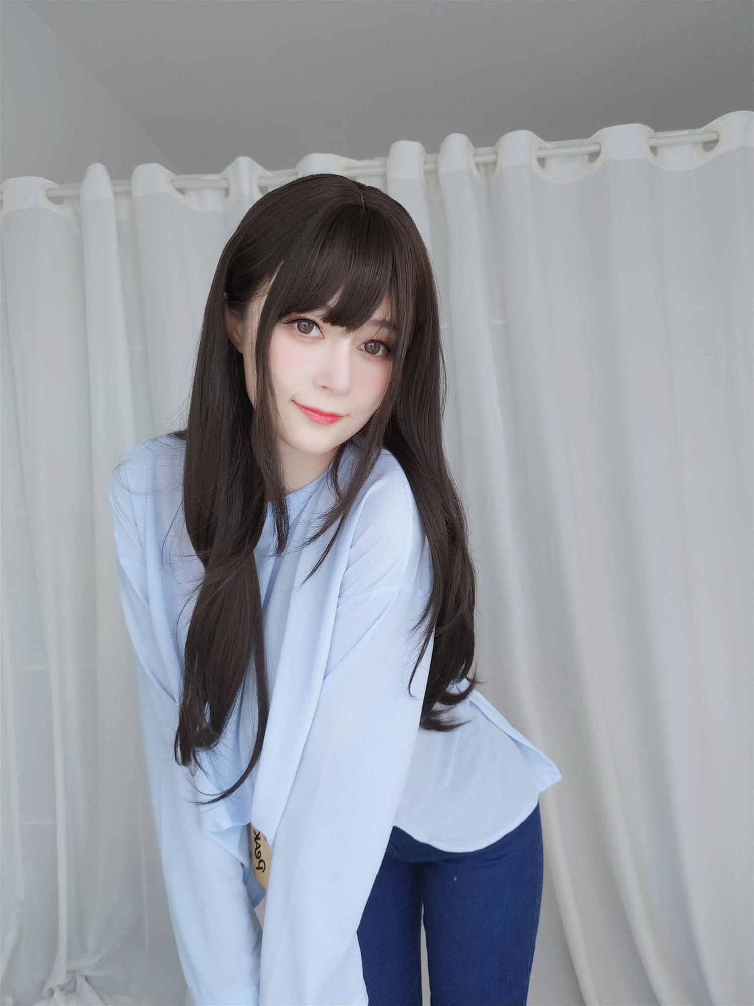 Coser小姐姐 白银81 fantia11月合集 [214P11V-1.18GB]