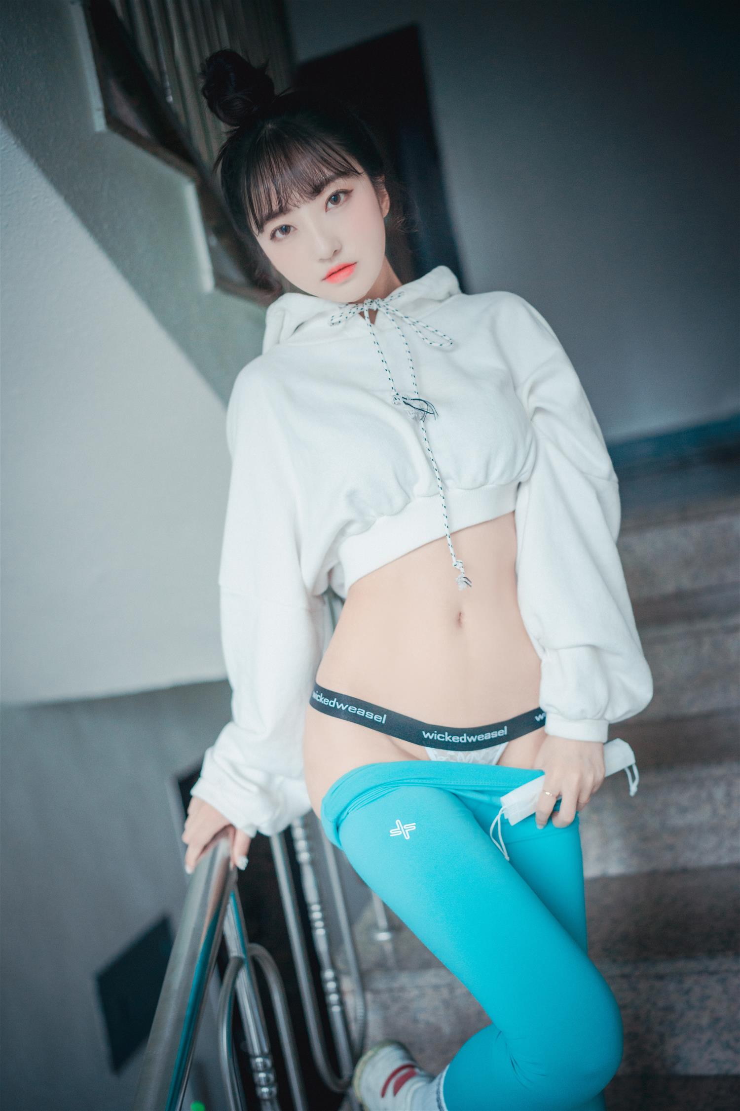 HaNari (하나리) DJAWA Loose and Tight Cool Mint [85P-2.73GB]