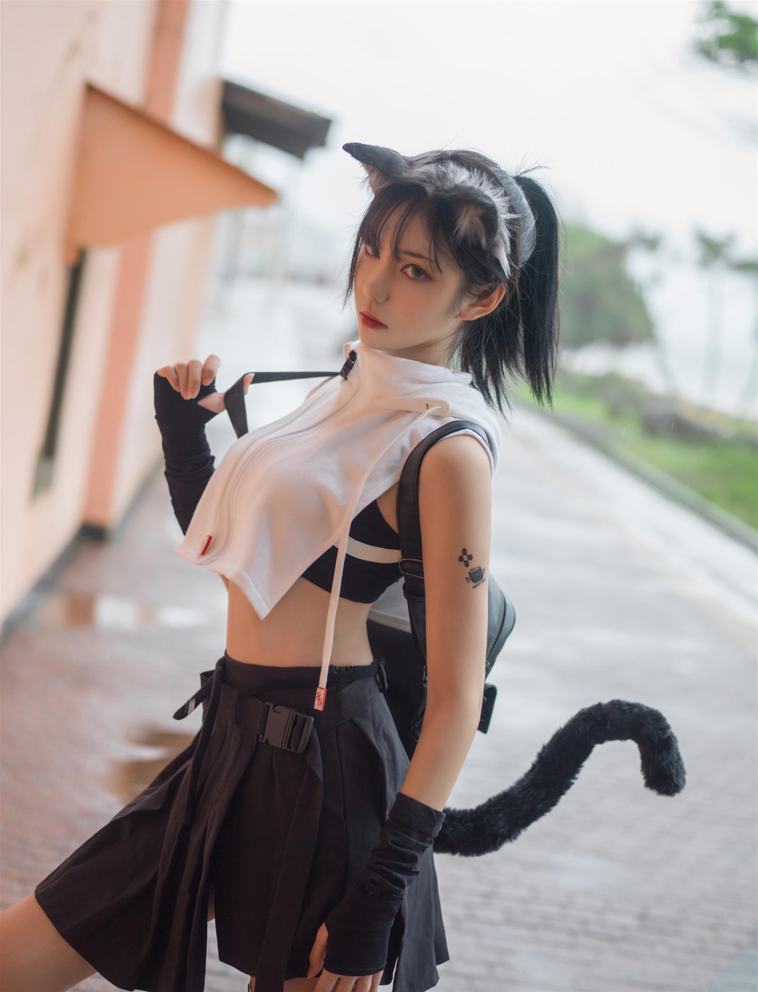 南桃Momoko 黑日常 [10P-16MB]