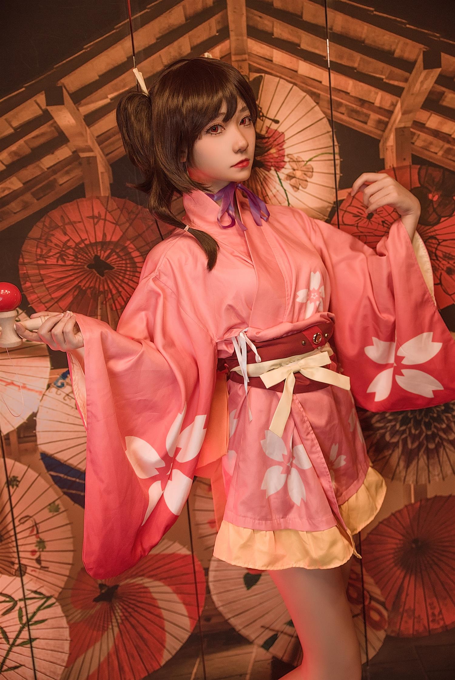 南桃Momoko 无名常服 [12P-32MB]