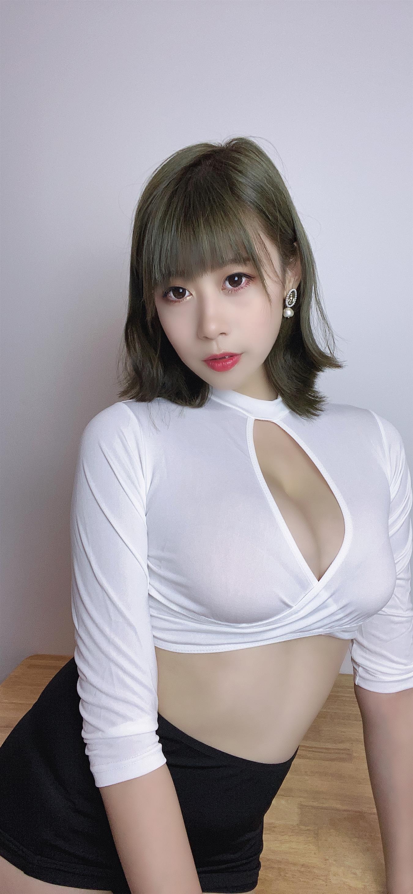 奈汐酱Nice 自撮り Vol.017 (動画入り) [51P4V-604MB]