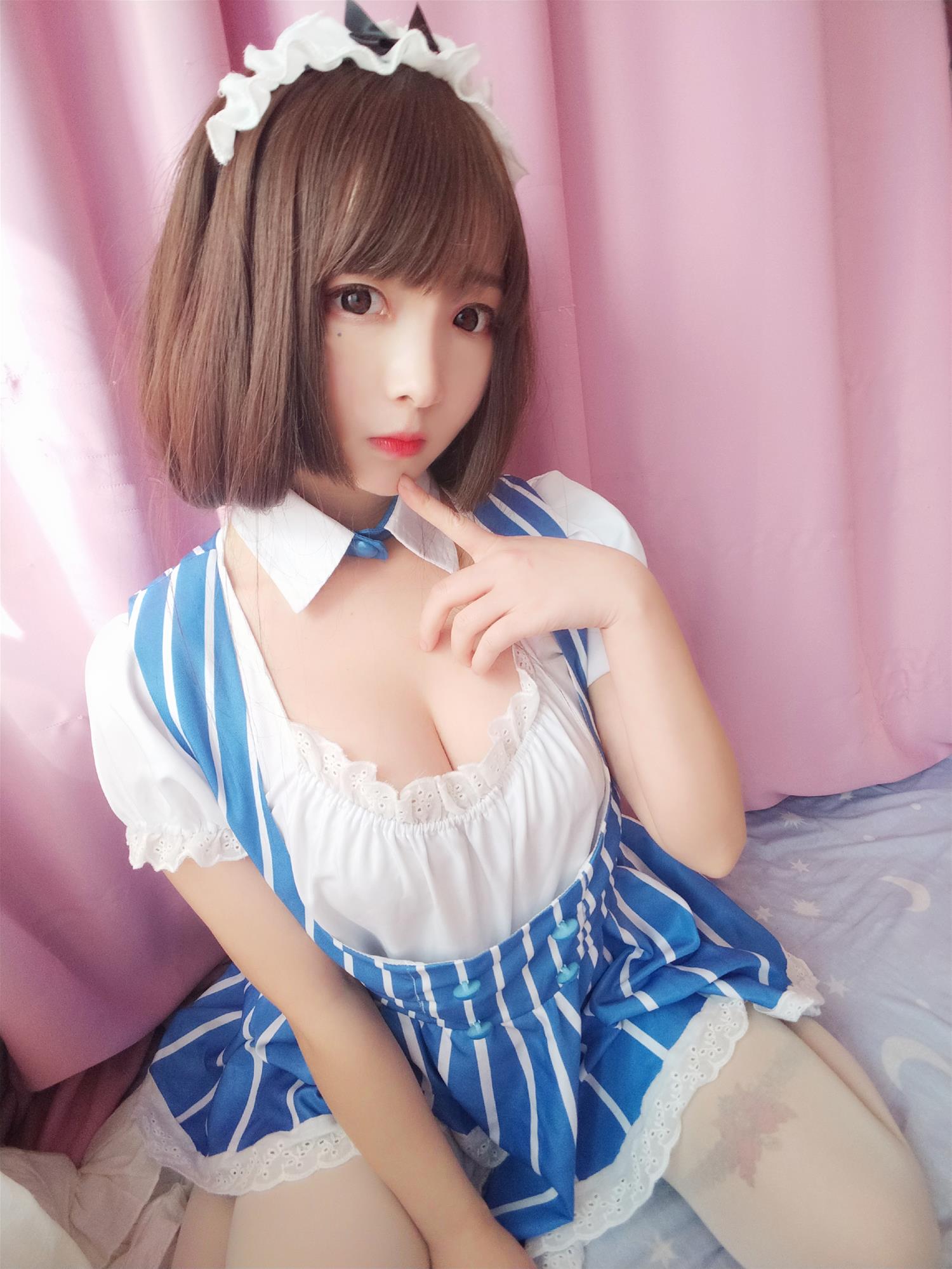 古川 加藤惠女仆 [17P-64MB]