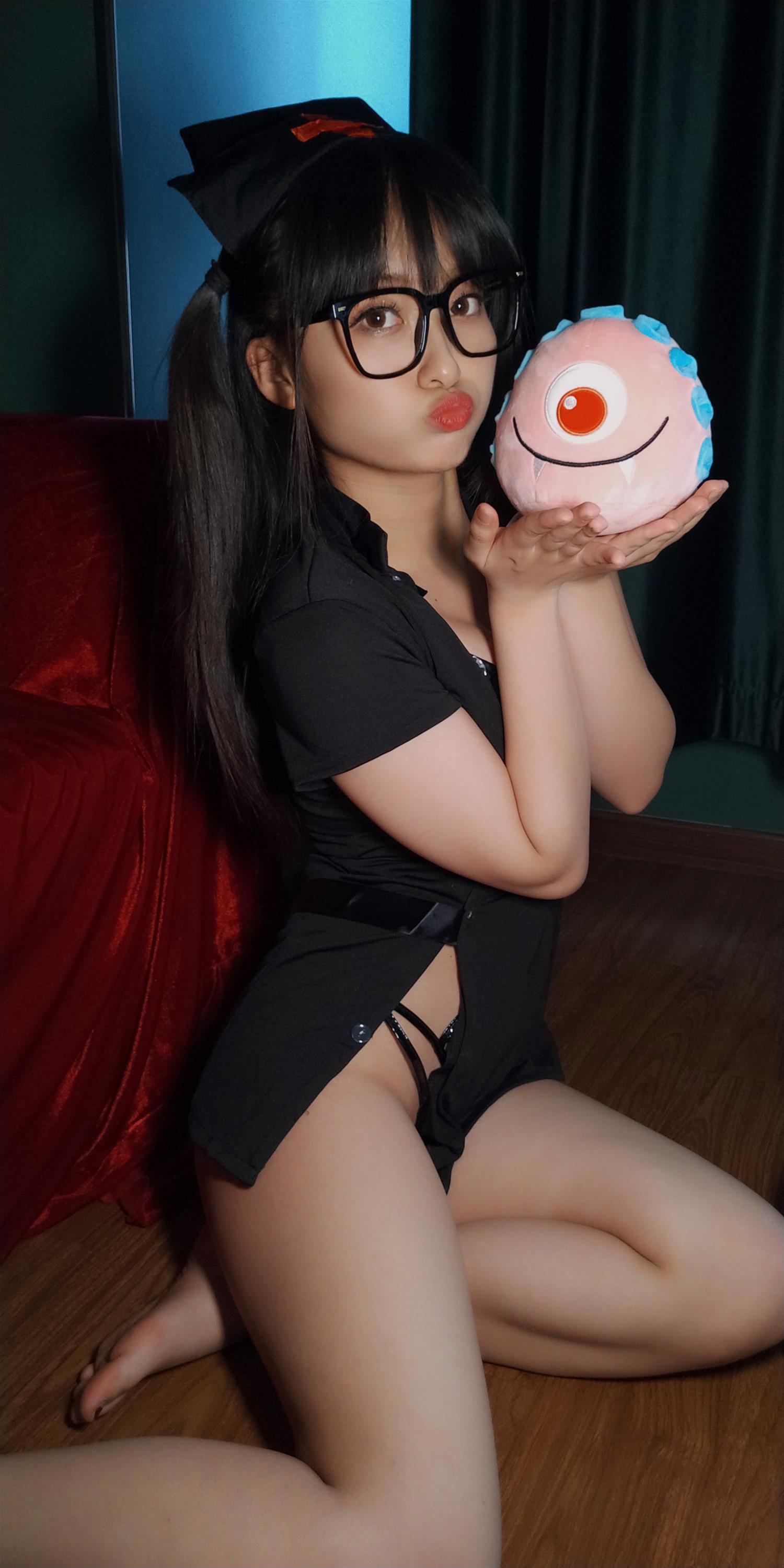 洛璃 LoLiSAMA 偷心小妖怪 [81P-254MB]