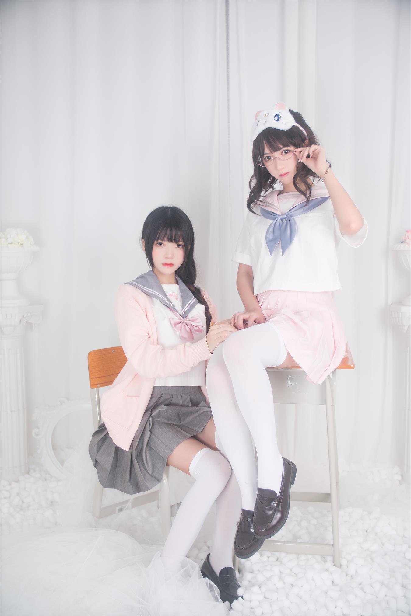 鳗鱼霏儿 &桜桃喵 百合 [20P-253MB]