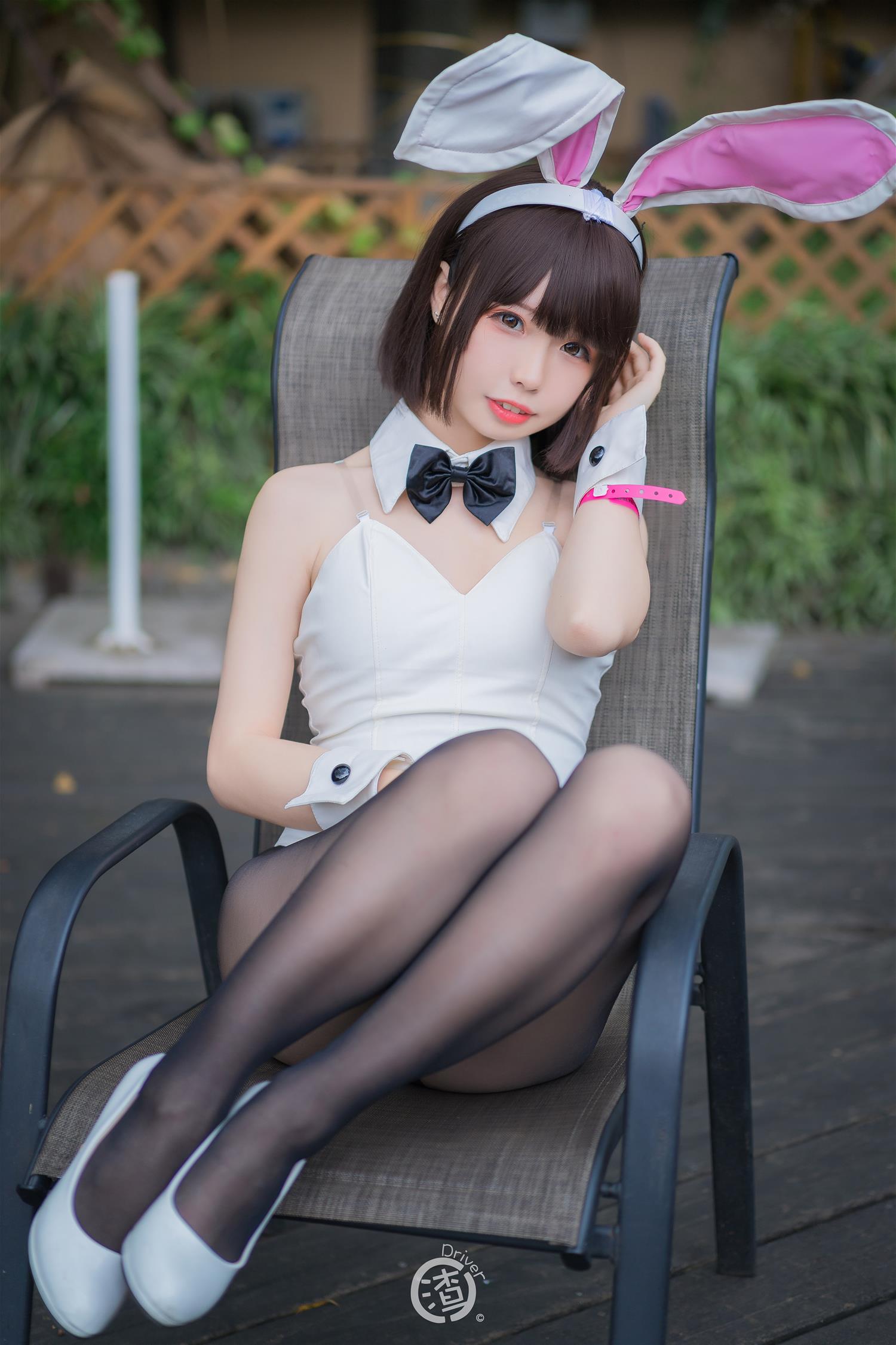 十万珍吱伏特 兔女郎 [11P-91MB]