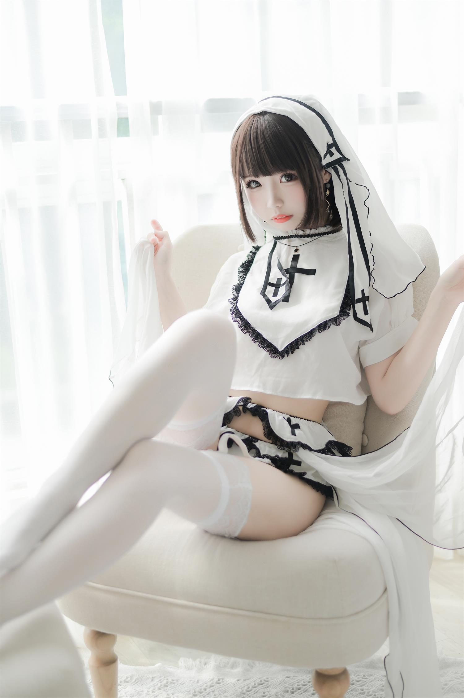 十万珍吱伏特 修女 [49P-287MB]