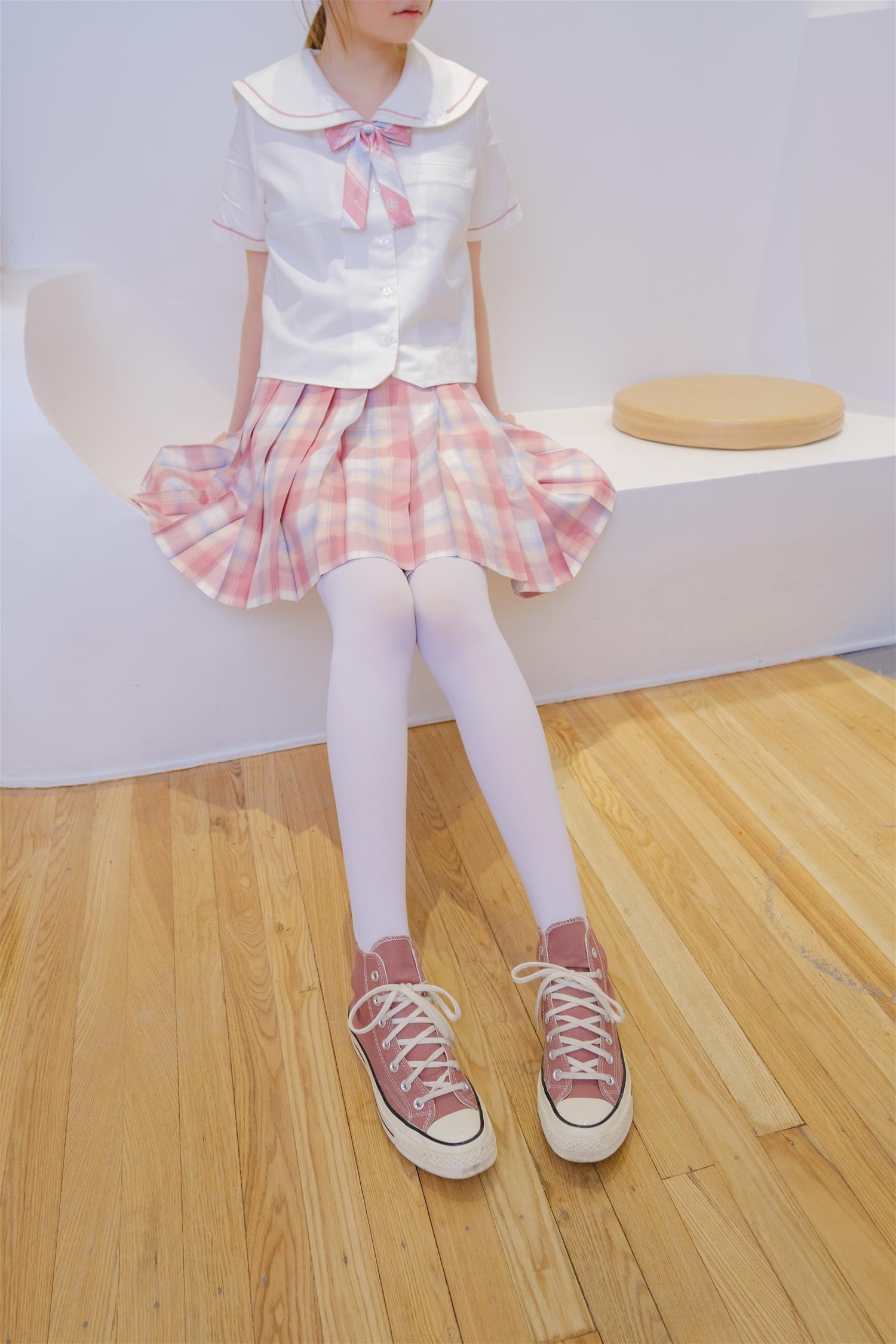 森萝财团 微风-003 真空 80D 白丝 [109P1V-3.13GB]