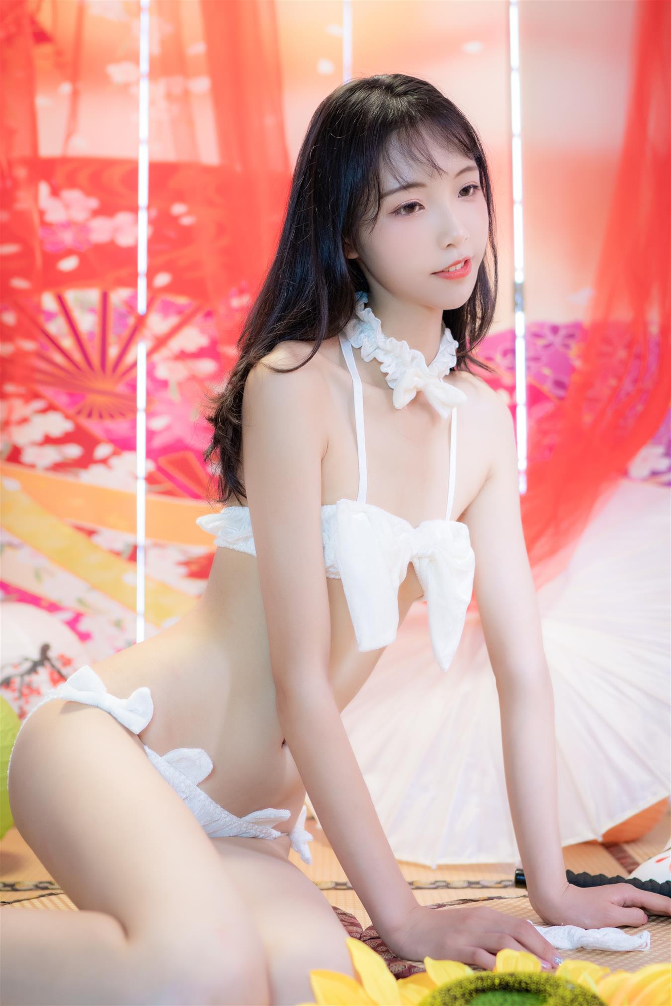 西呱呀呀呀 日系棚拍白猫咪内衣 [34P-356MB]