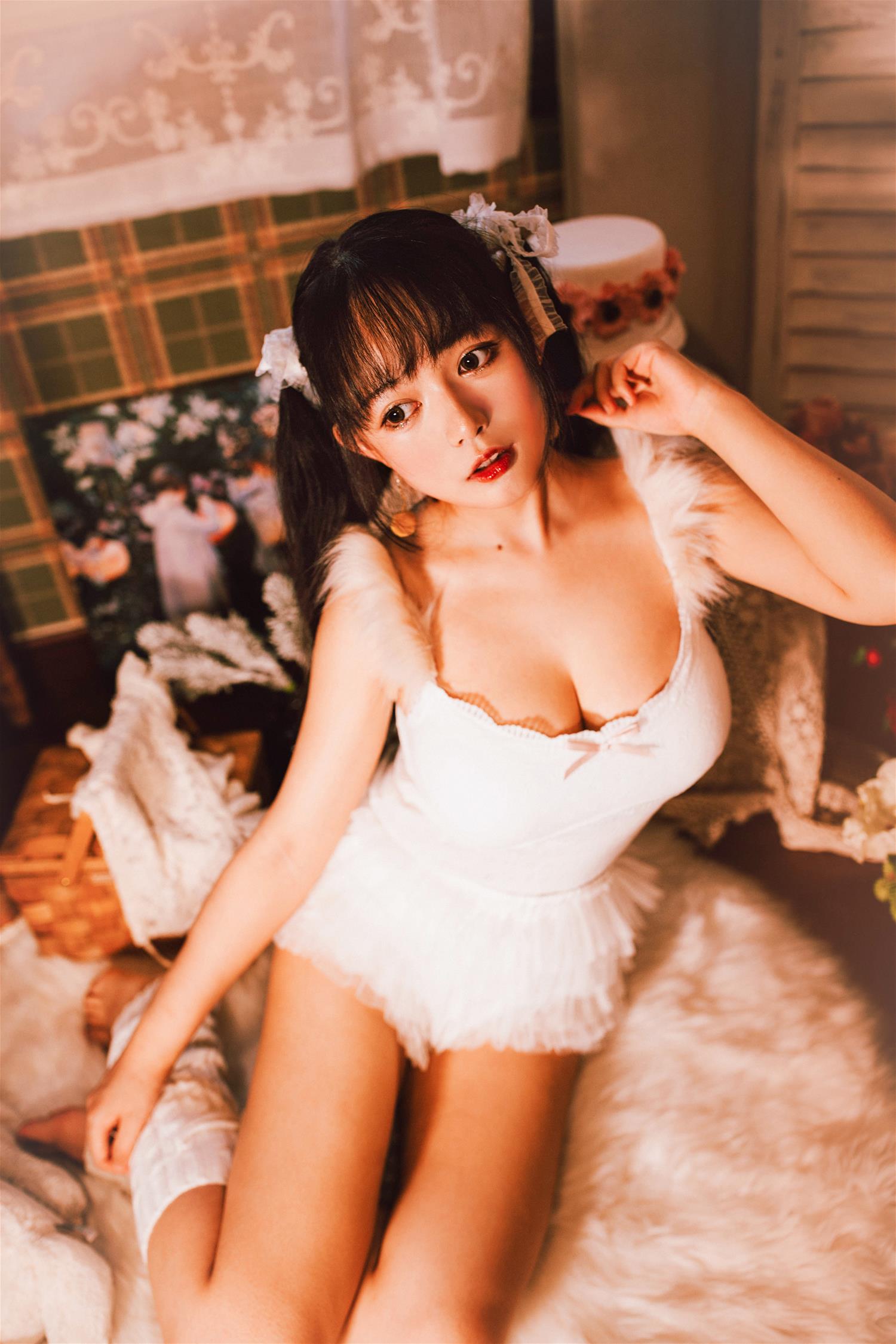 黑猫猫 白色双马尾 [19P-187MB]