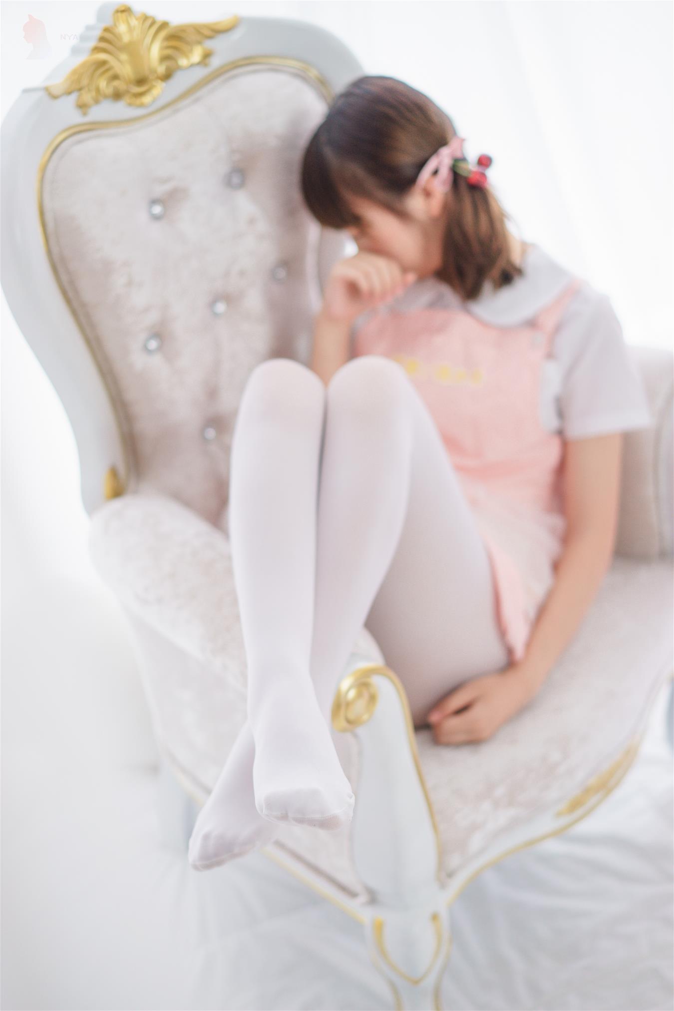 喵写真 VOL.002 粉红小妹妹的白丝 [76P-465MB]