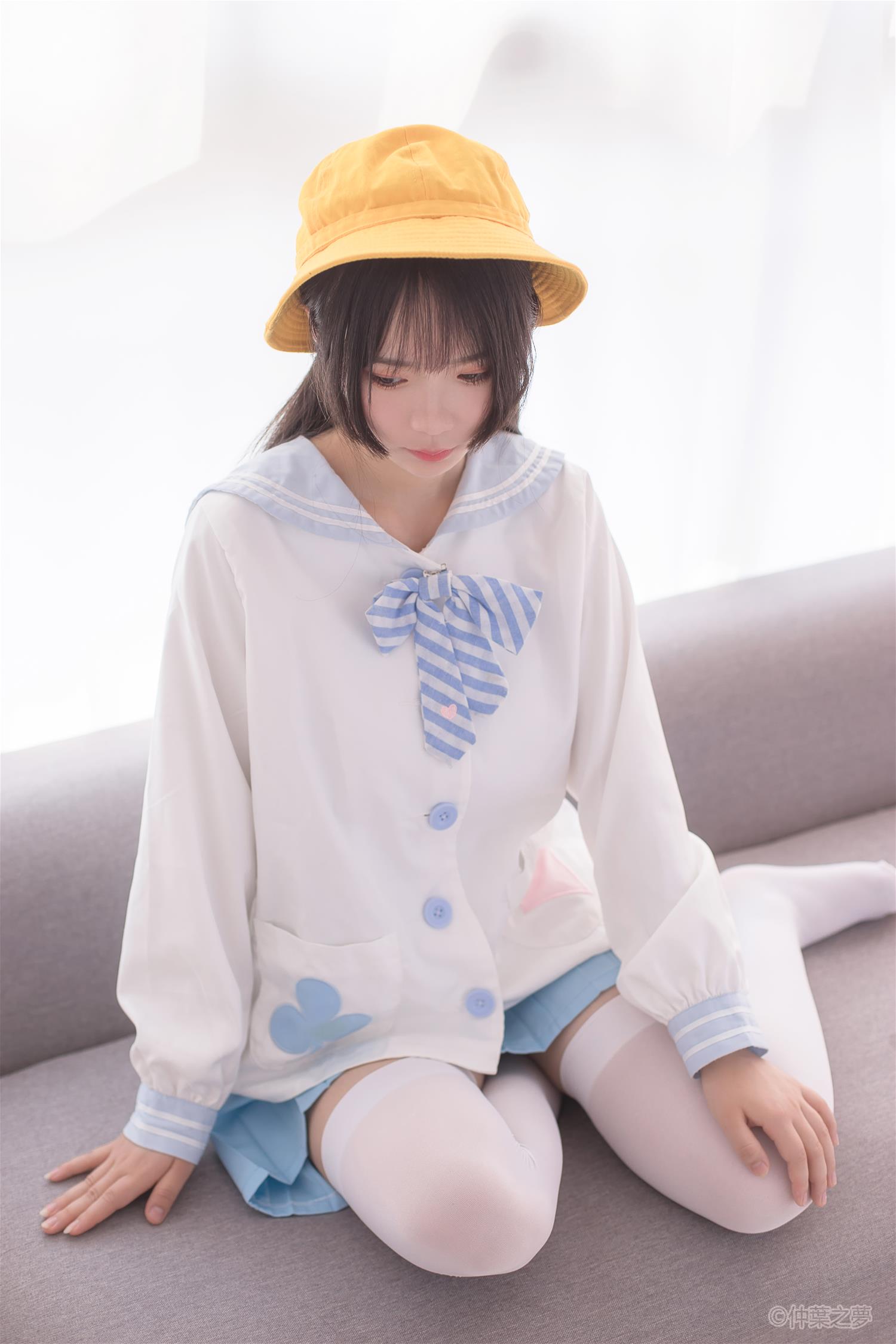 轻兰映画 SPL.008 黄帽学妹的白丝 [98P-835MB]