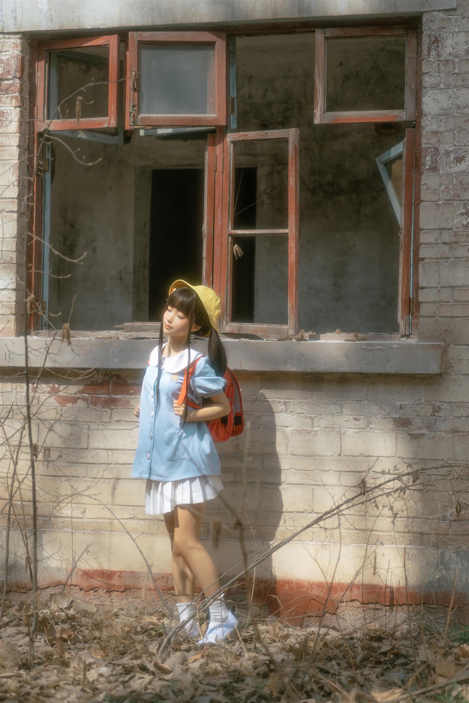 蠢沫沫 小黄帽 绅士版 [156P-1.49GB]