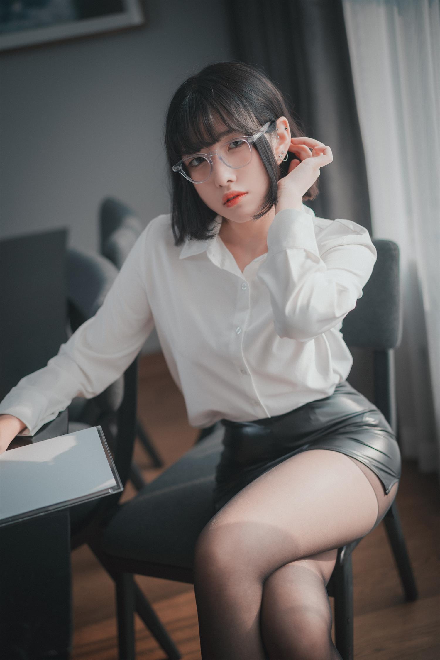 Sonson DJAWA Need Your Approval [106P-796MB]