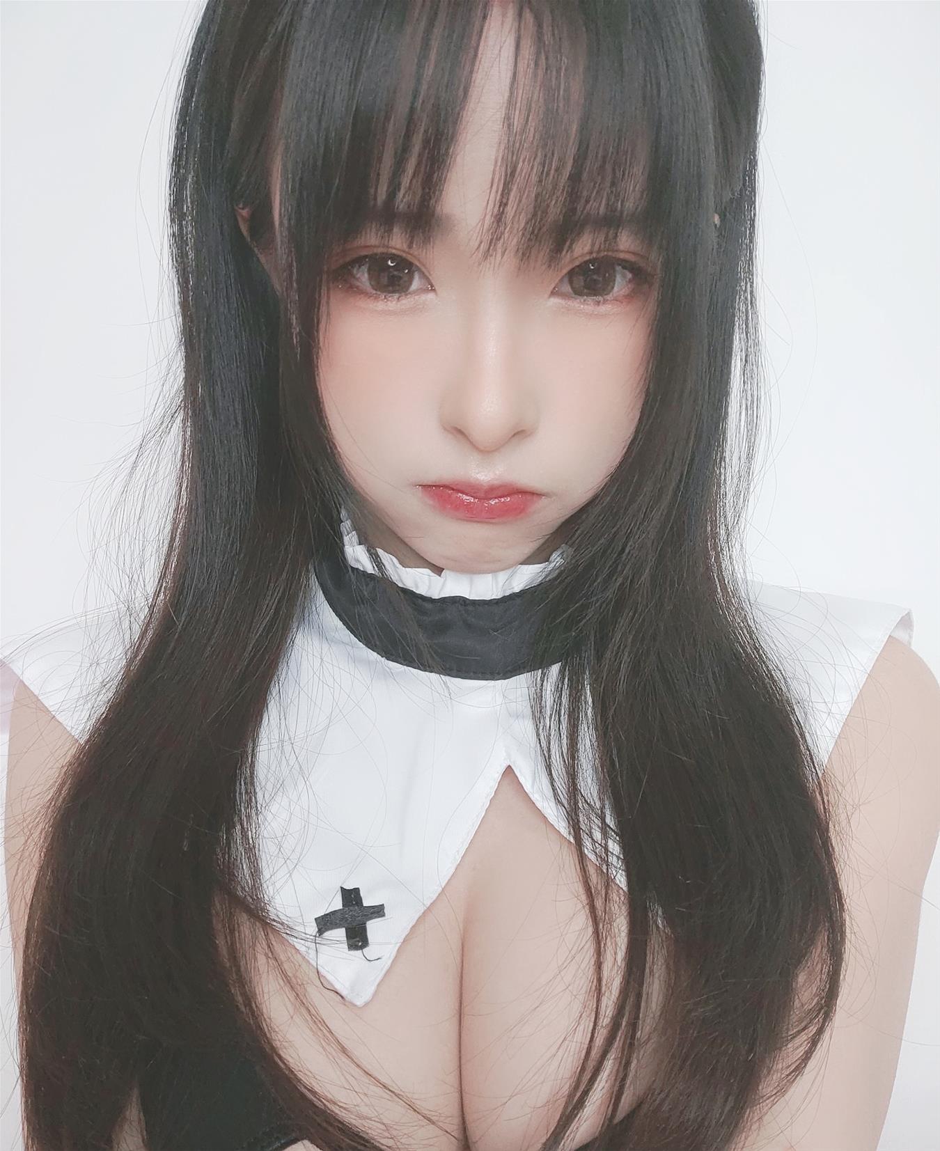 清水由乃 黑丝修女  [29P3V-65MB]