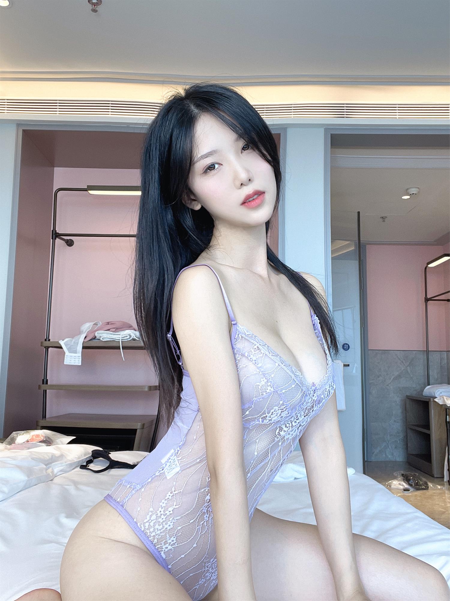 抖娘-利世 一月微密圈 [61P6V-930MB]