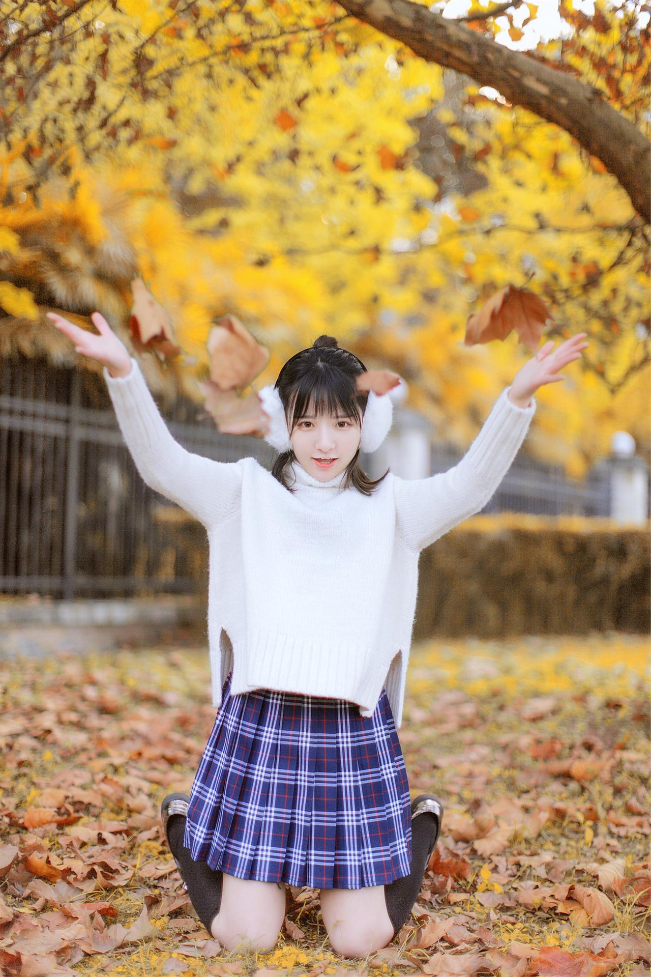 赵小臭 想念的季節 [23P-33MB]