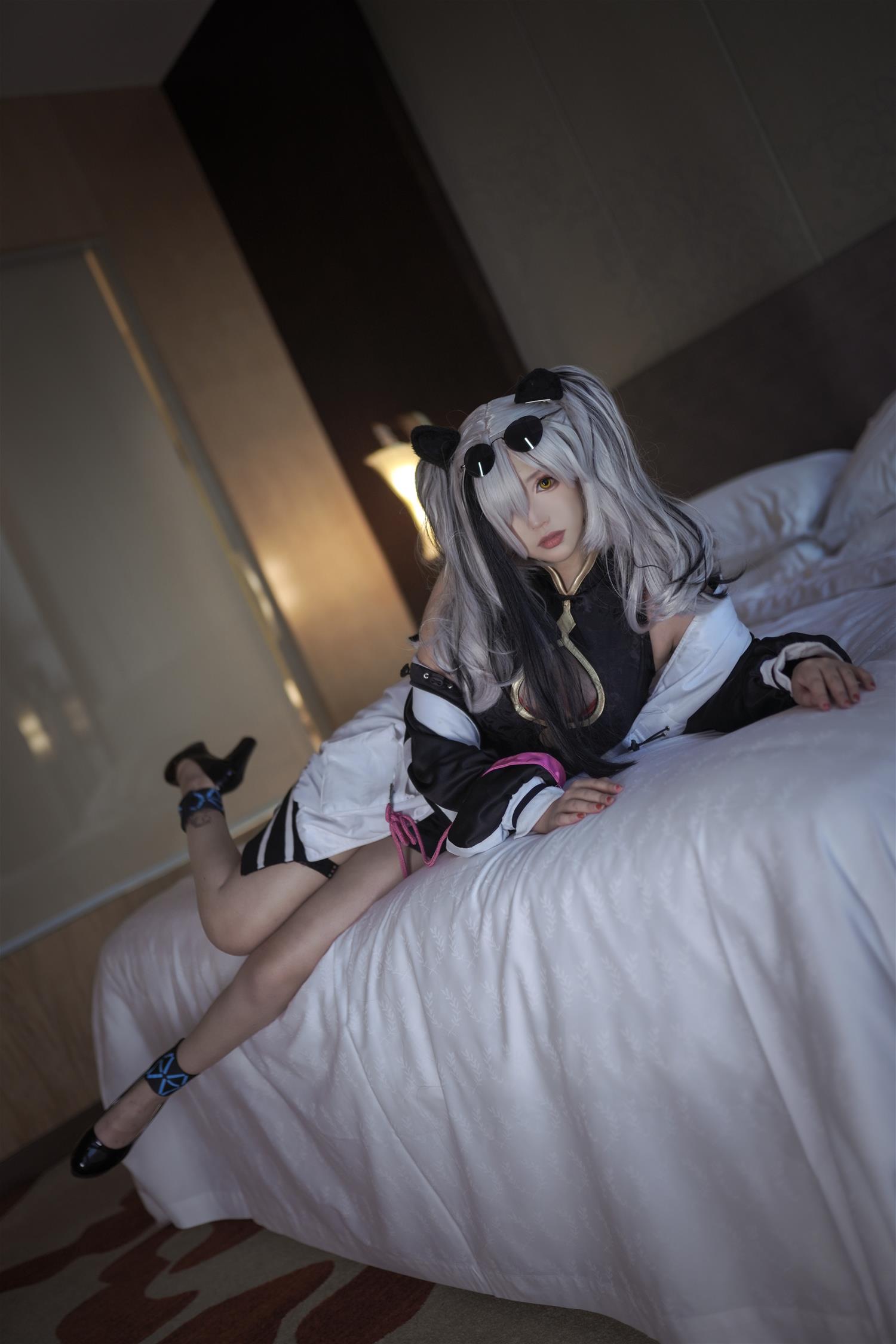 比卡球丘 食铁兽 [17P-130MB]