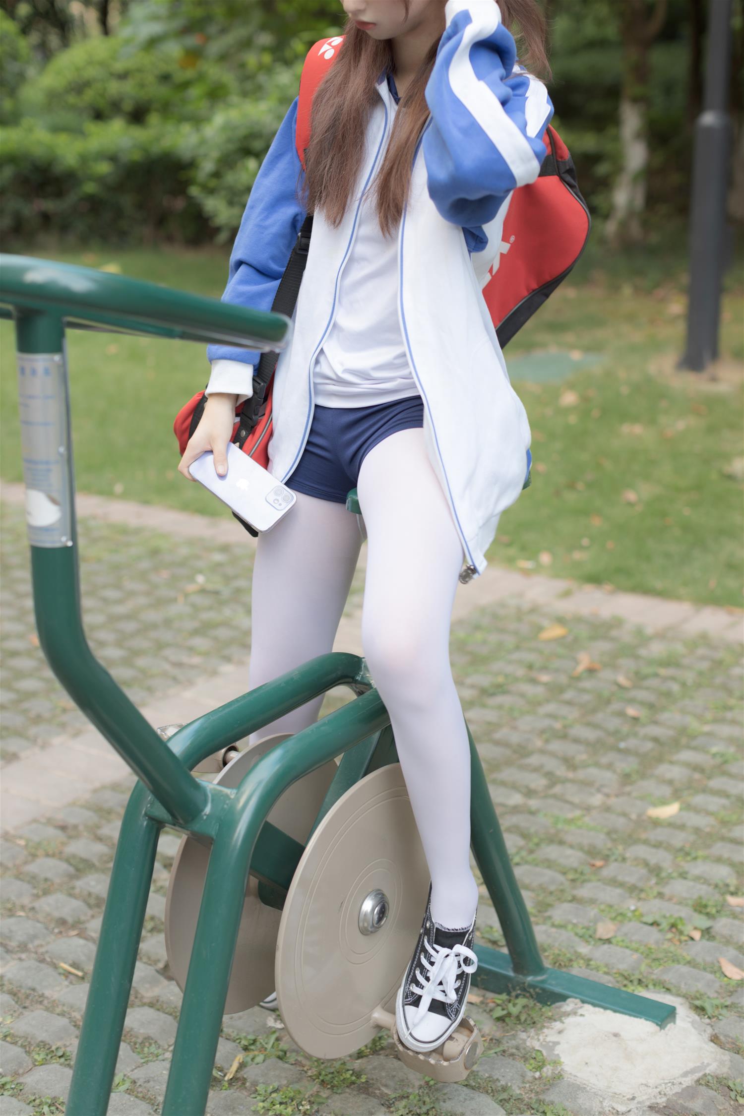 森萝财团 無料-006 鹿可 户外体操服 [19P-243MB]