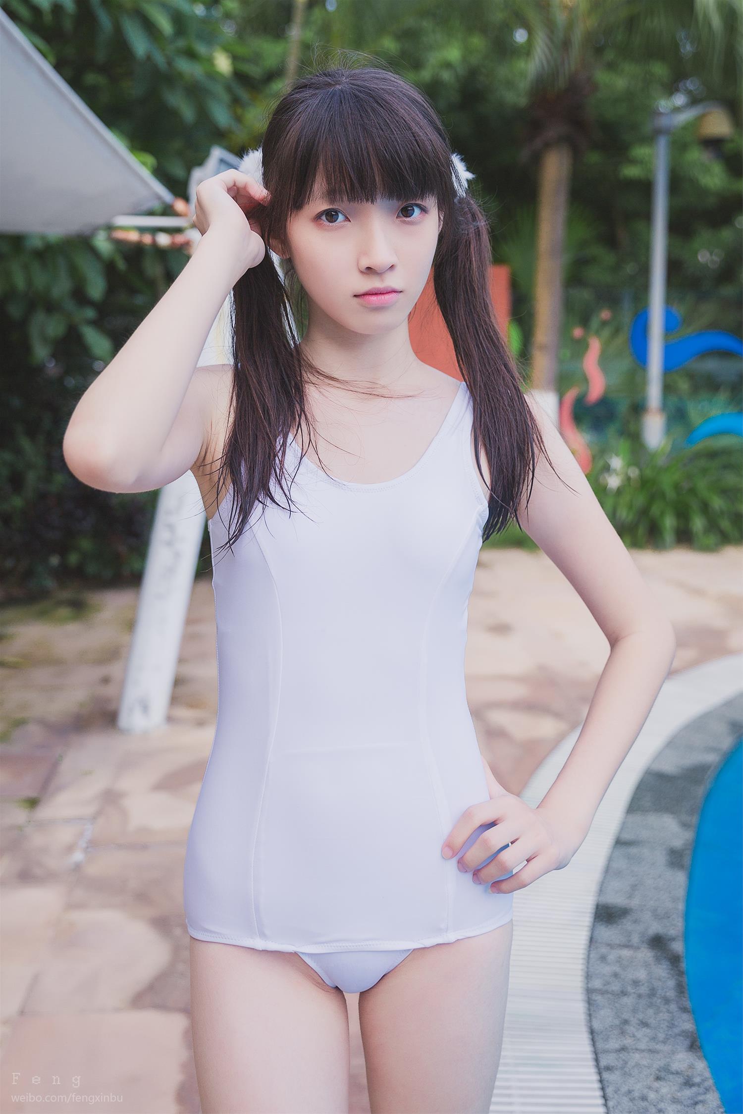 祖木子 泳边白丝 [29P-42MB]