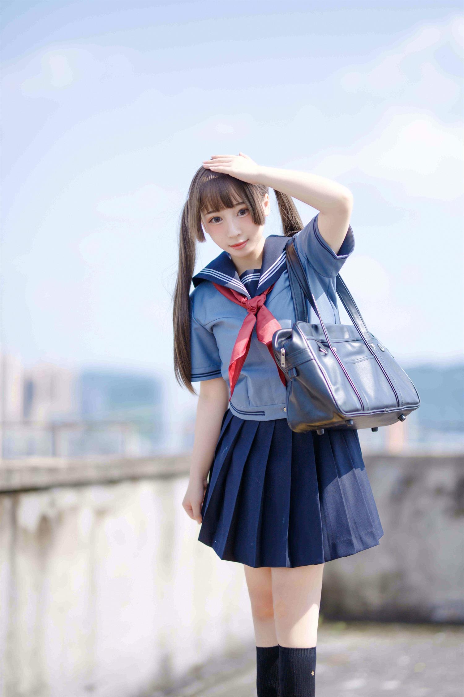 胡桃猫Kurumineko 天台的爱之告白 [143P4V-2.05GB]