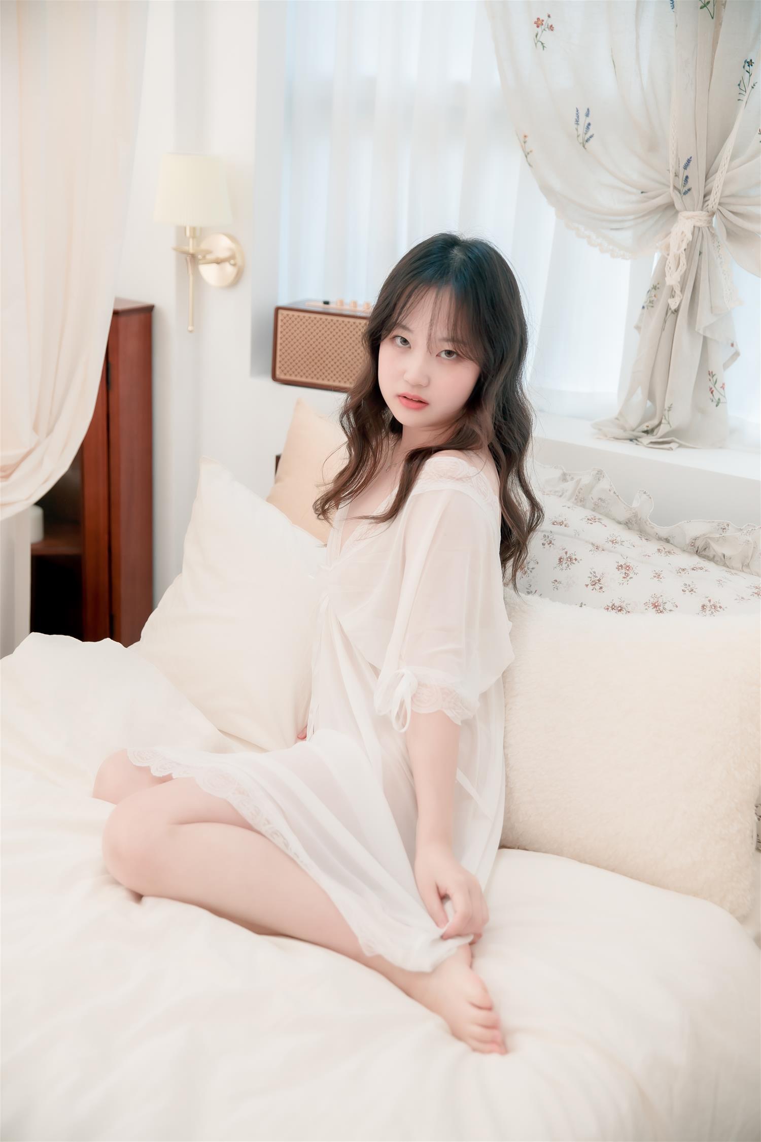 Sia (시아) JOApictures JOA 20. DECEMBER Vol.1 [54P-337MB]