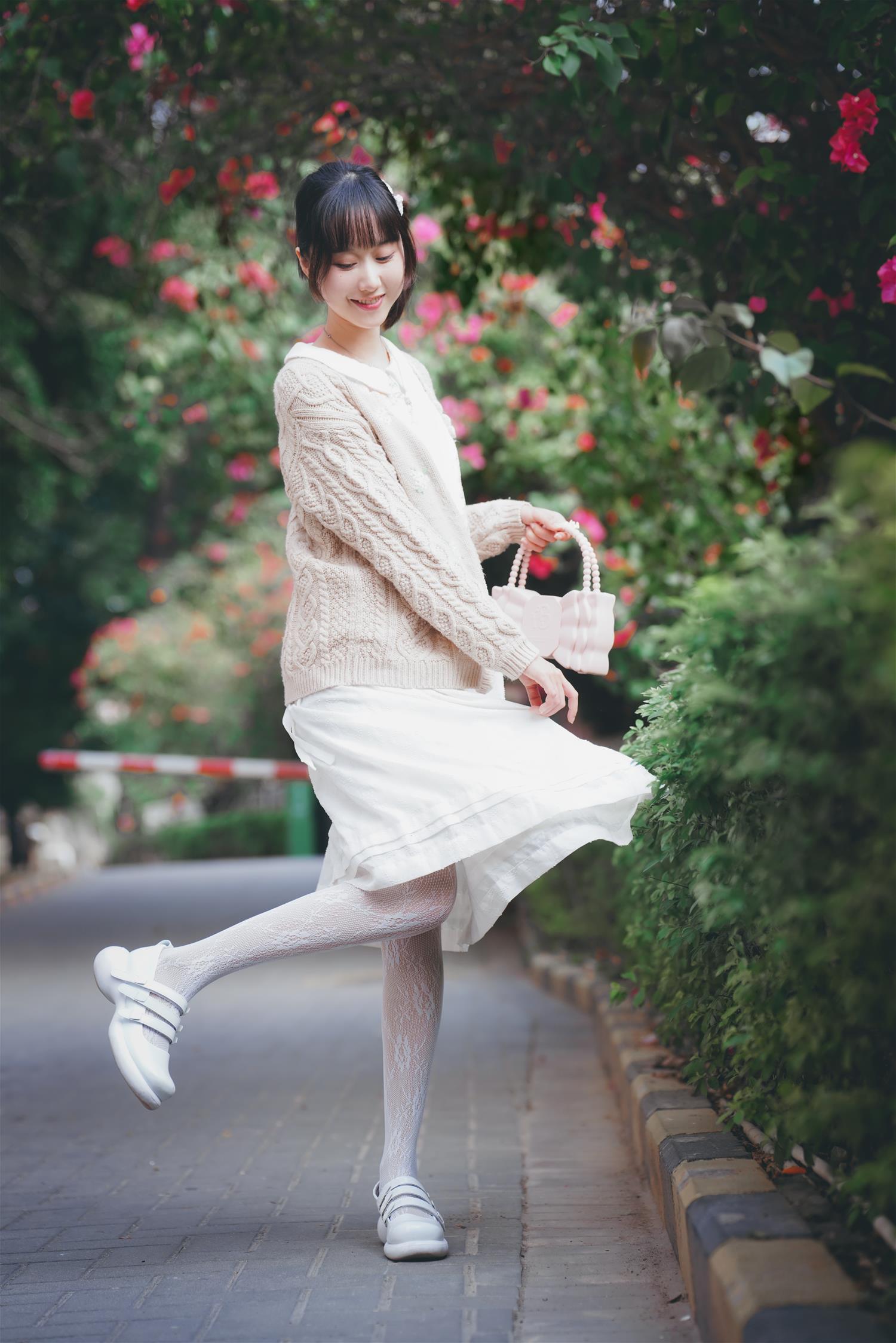 木绵绵OwO 花与少女 [29P-512MB]