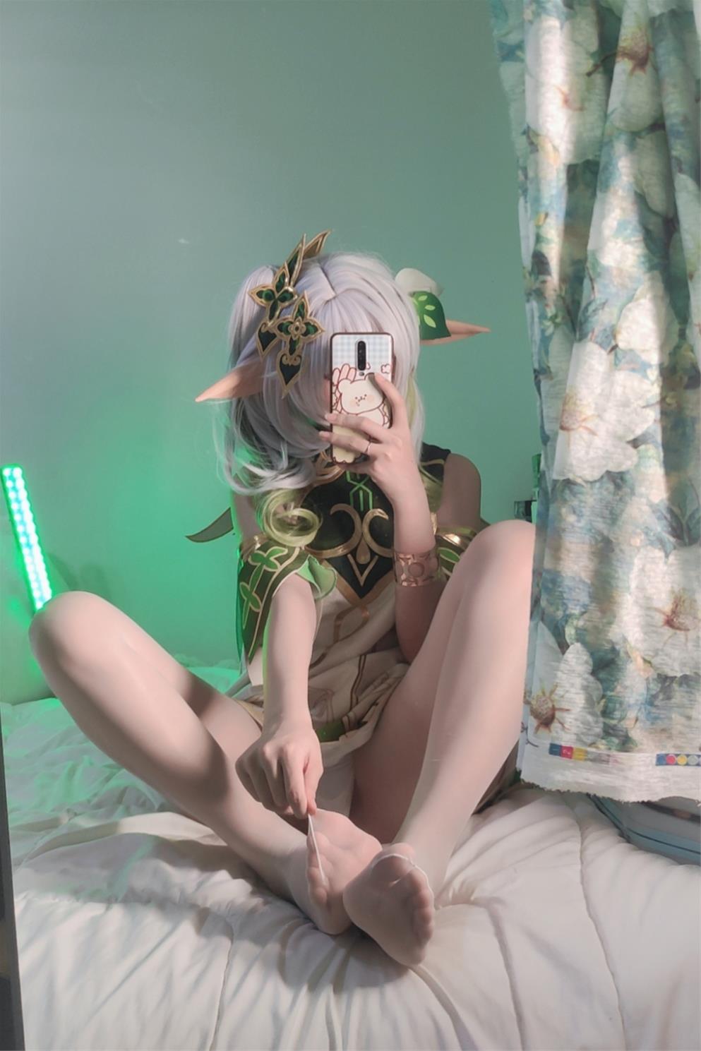 洛桑w伊梓 小草神 [29P3V-111MB]