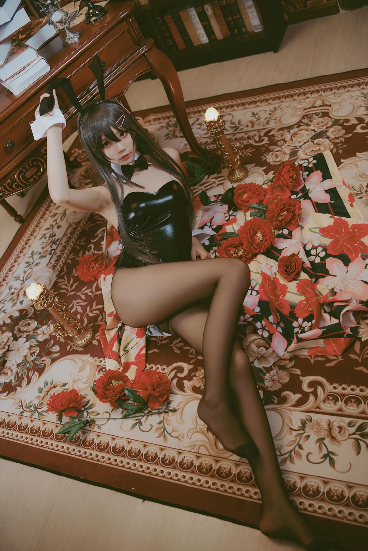 风之领域 NO.183 黑丝兔女郎 [38P-433MB]