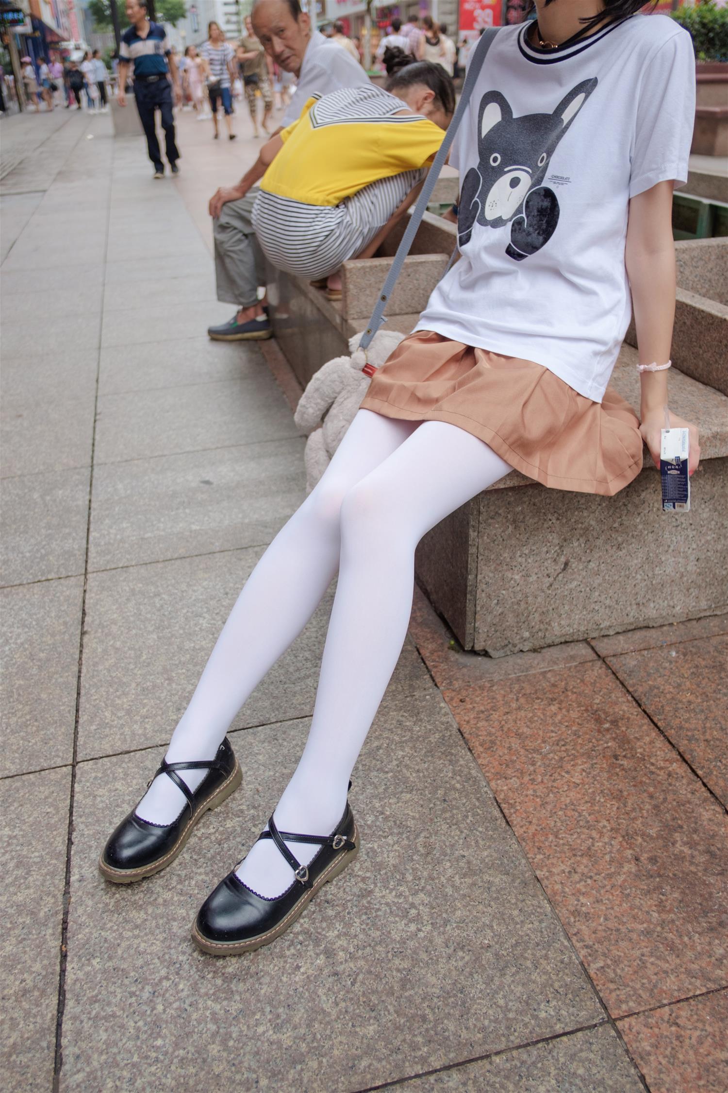 森萝财团 BETA-004 高中女生JK白丝外拍 [113P-787MB]