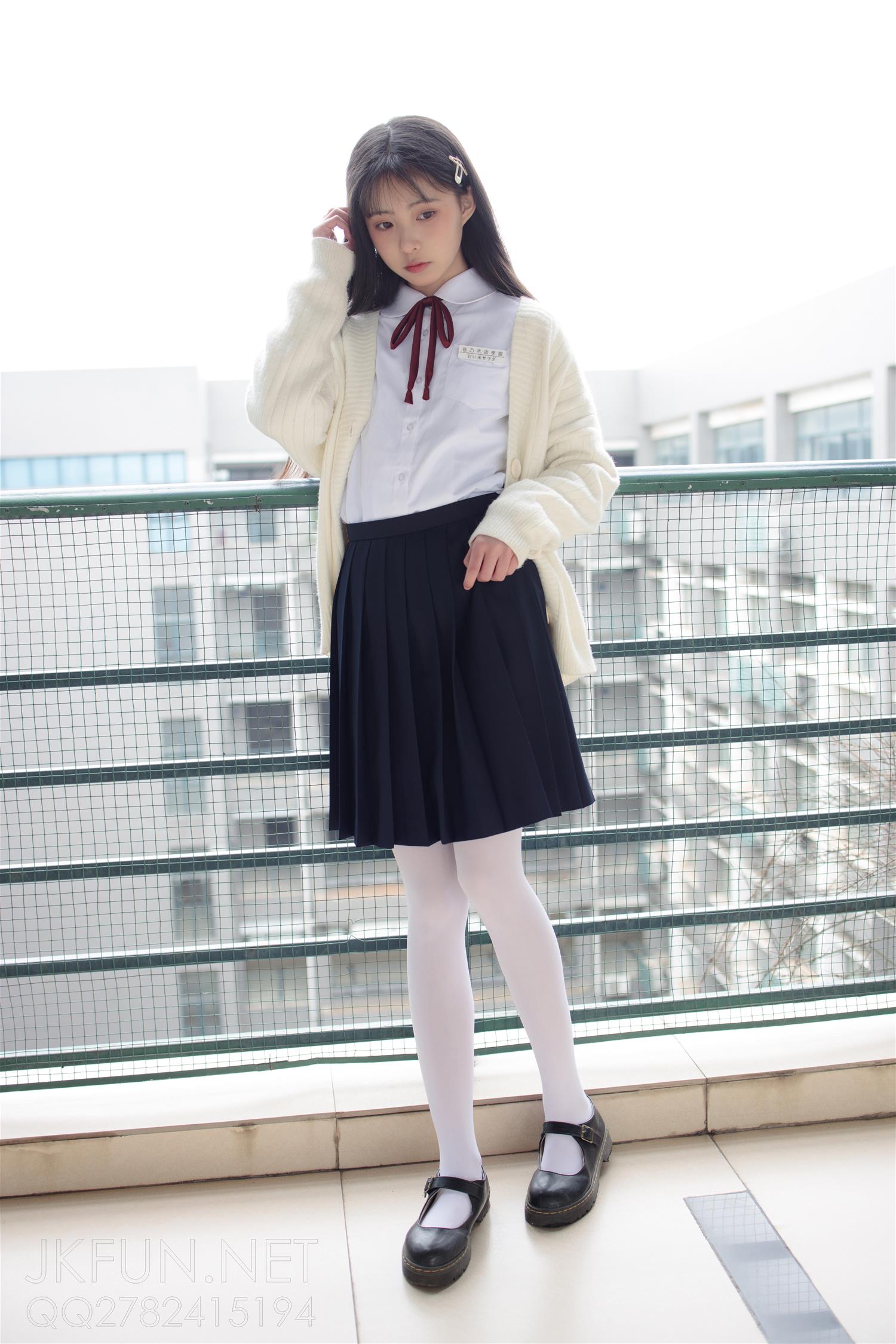 森萝财团 JKFUN-001 甜米 纯纯的白丝学妹 [127P1V-2.23GB]