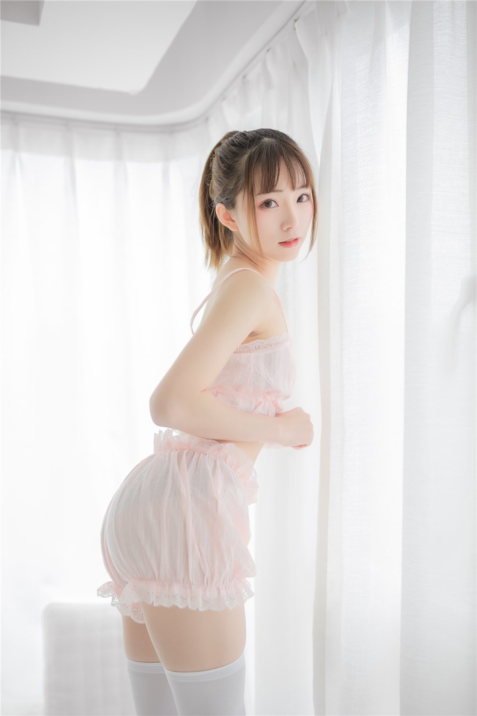 少女写真@粉色单马尾 [45P]