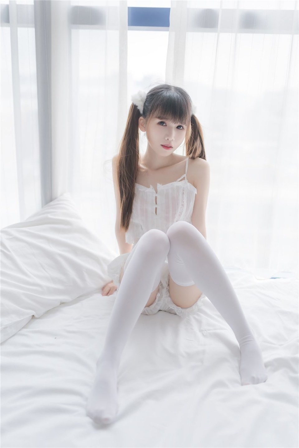 少女写真@白色双马尾 [40P]