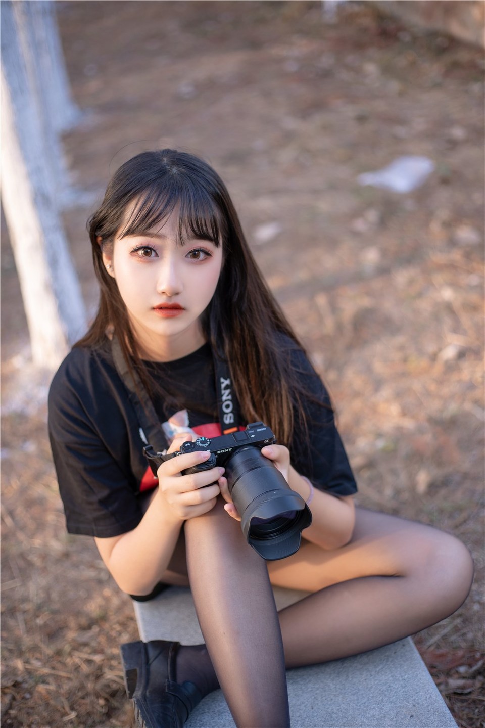 少女写真@秋日里的枫叶林 [41P]