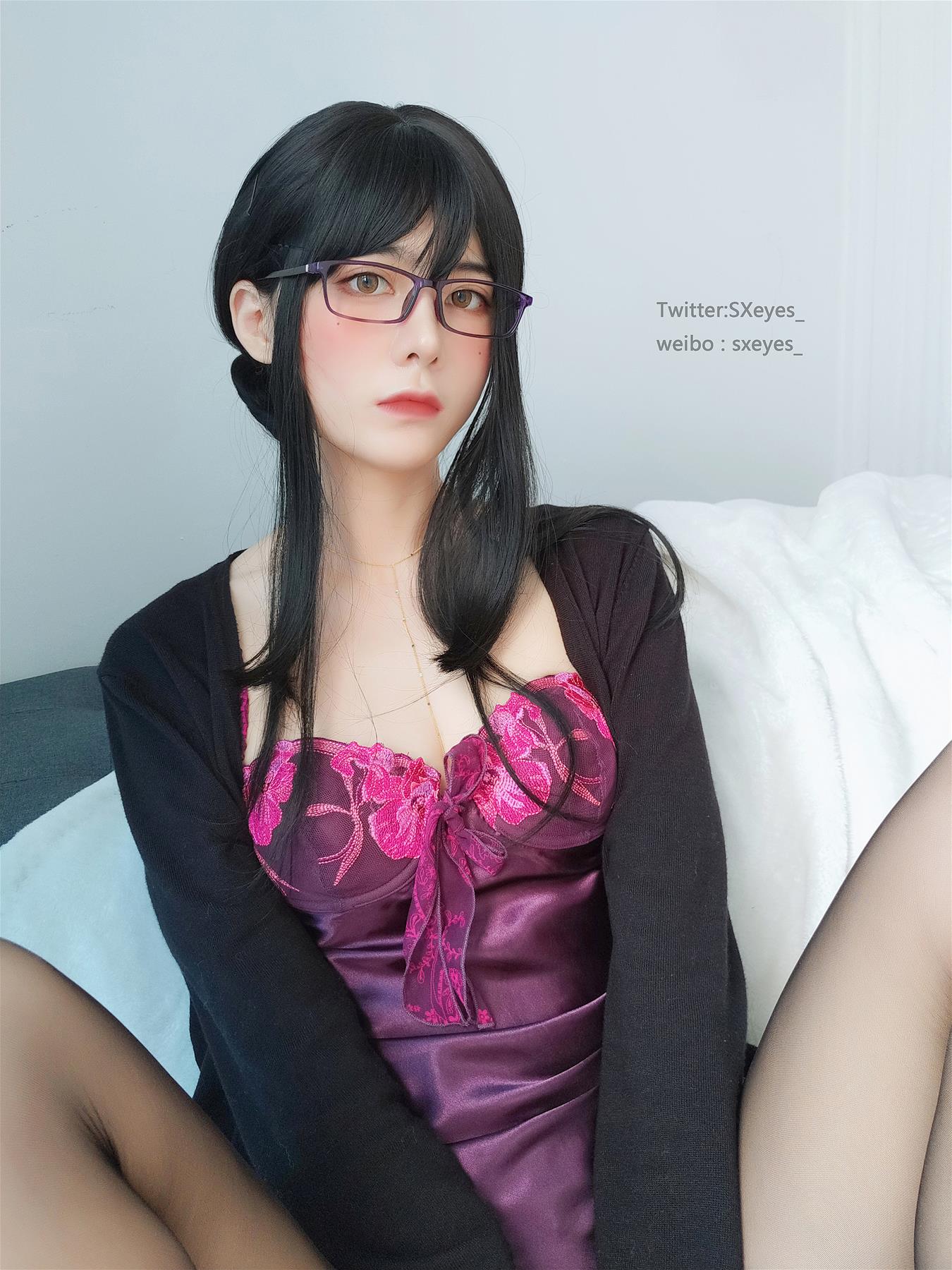 眼酱大魔王w Vol.14 开档人妻感 [31P-245MB]