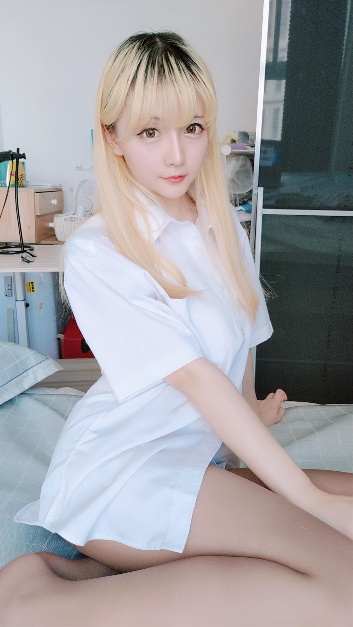 星之迟迟 VOL.010 6-25 白衬衣 [61P3V-681MB]