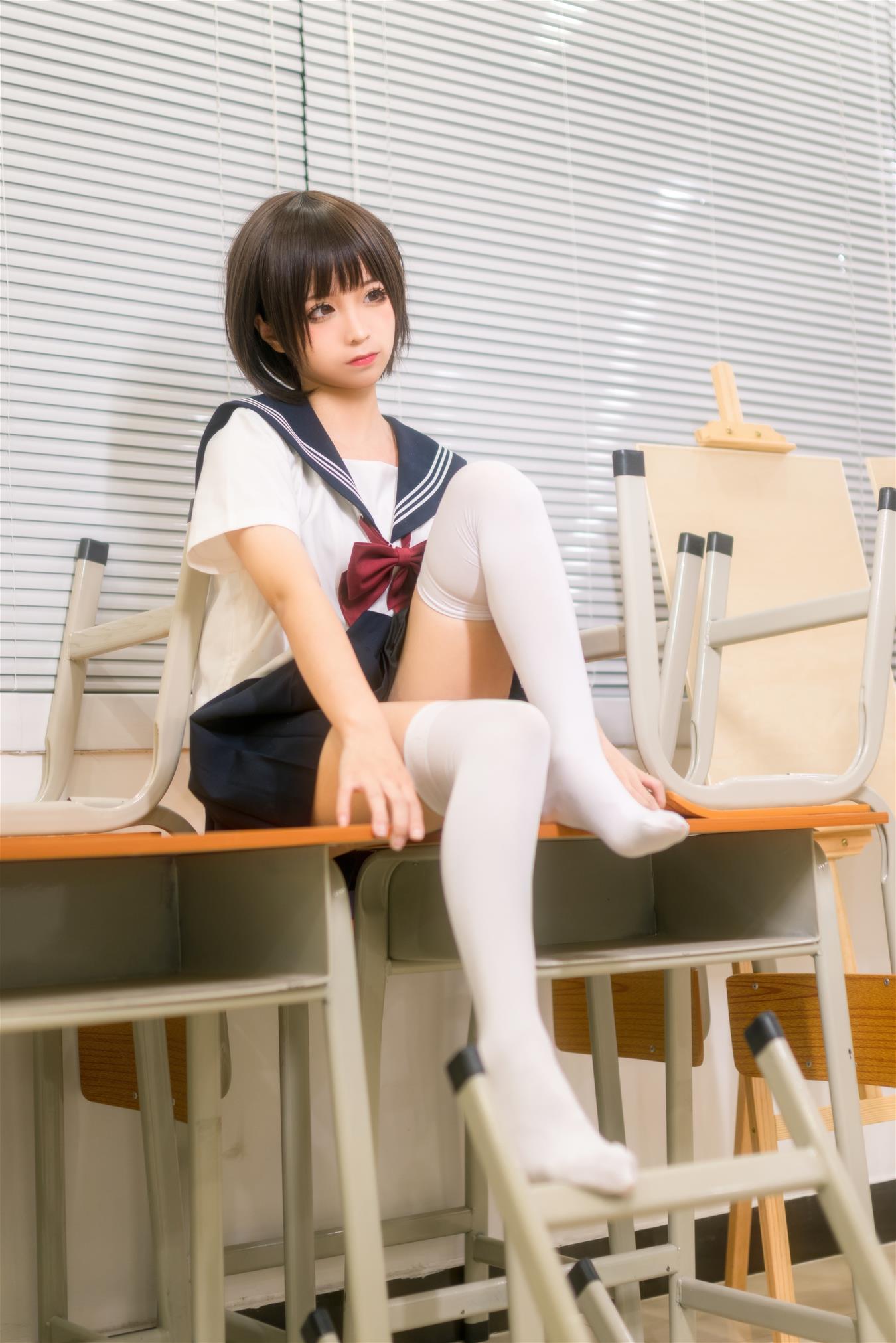 蠢沫沫 教室 [61P-485MB]