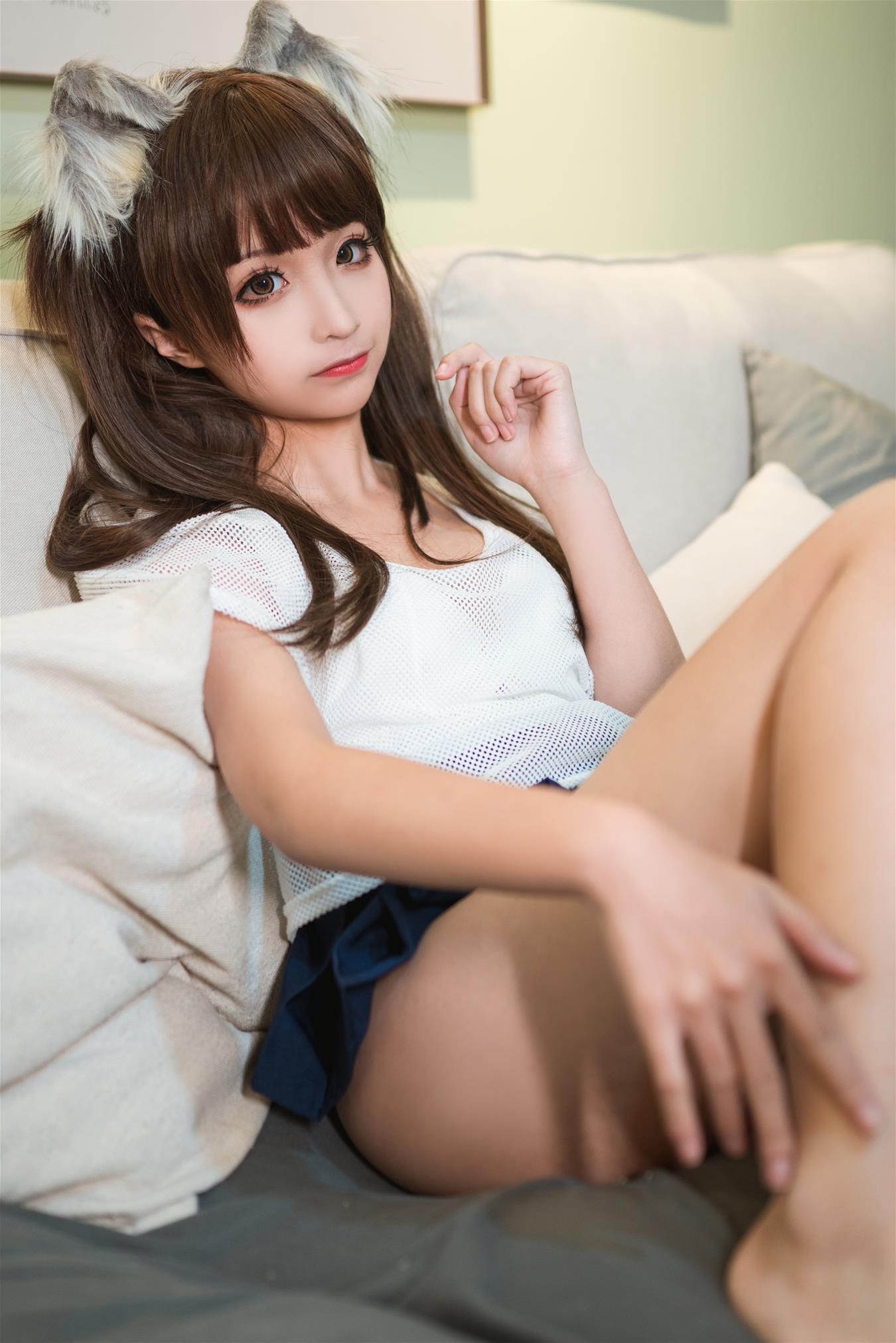 蠢沫沫 短裙猫耳 [40P-381MB]