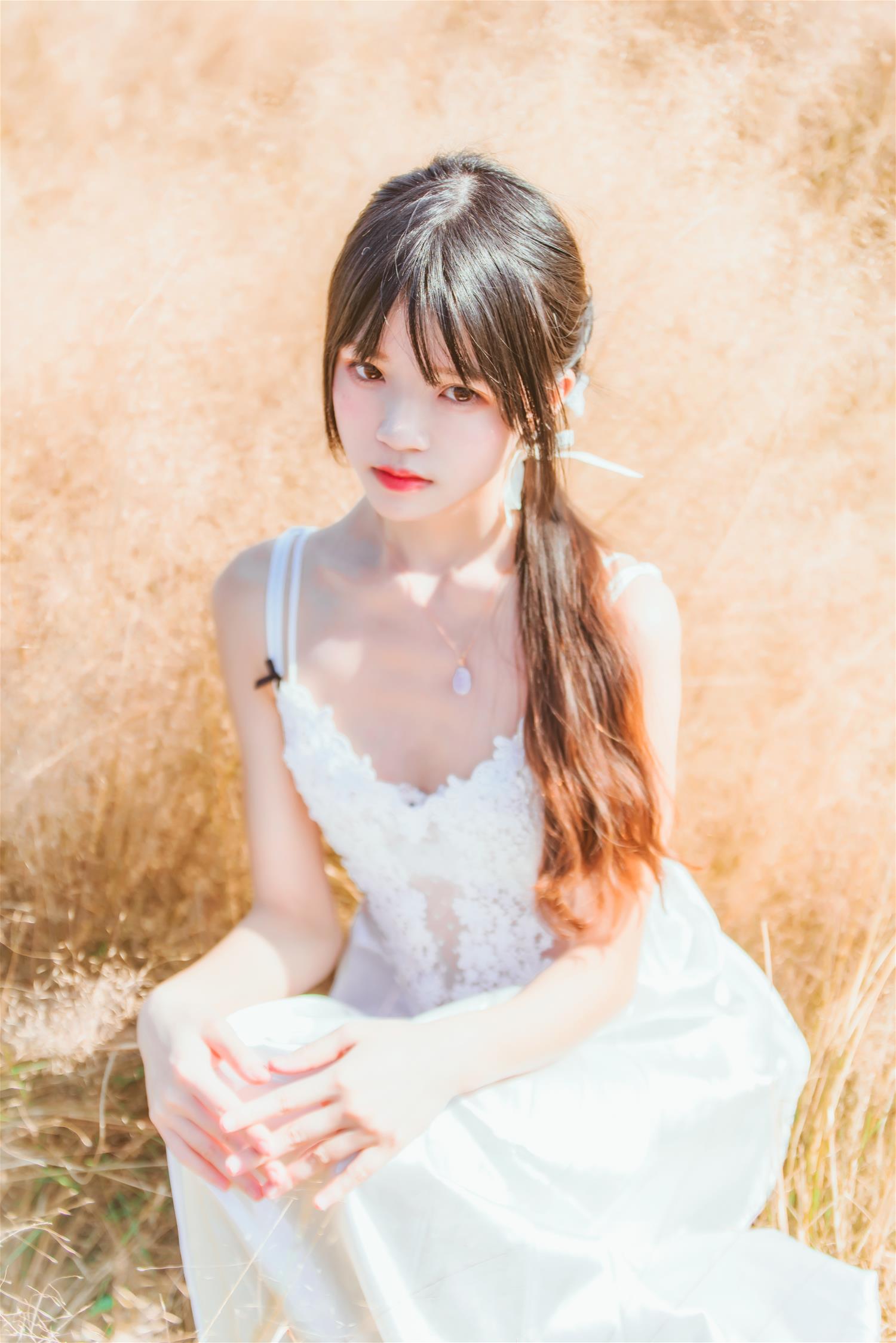 桜桃喵 原野上的浪漫 [51P-1.0GB]