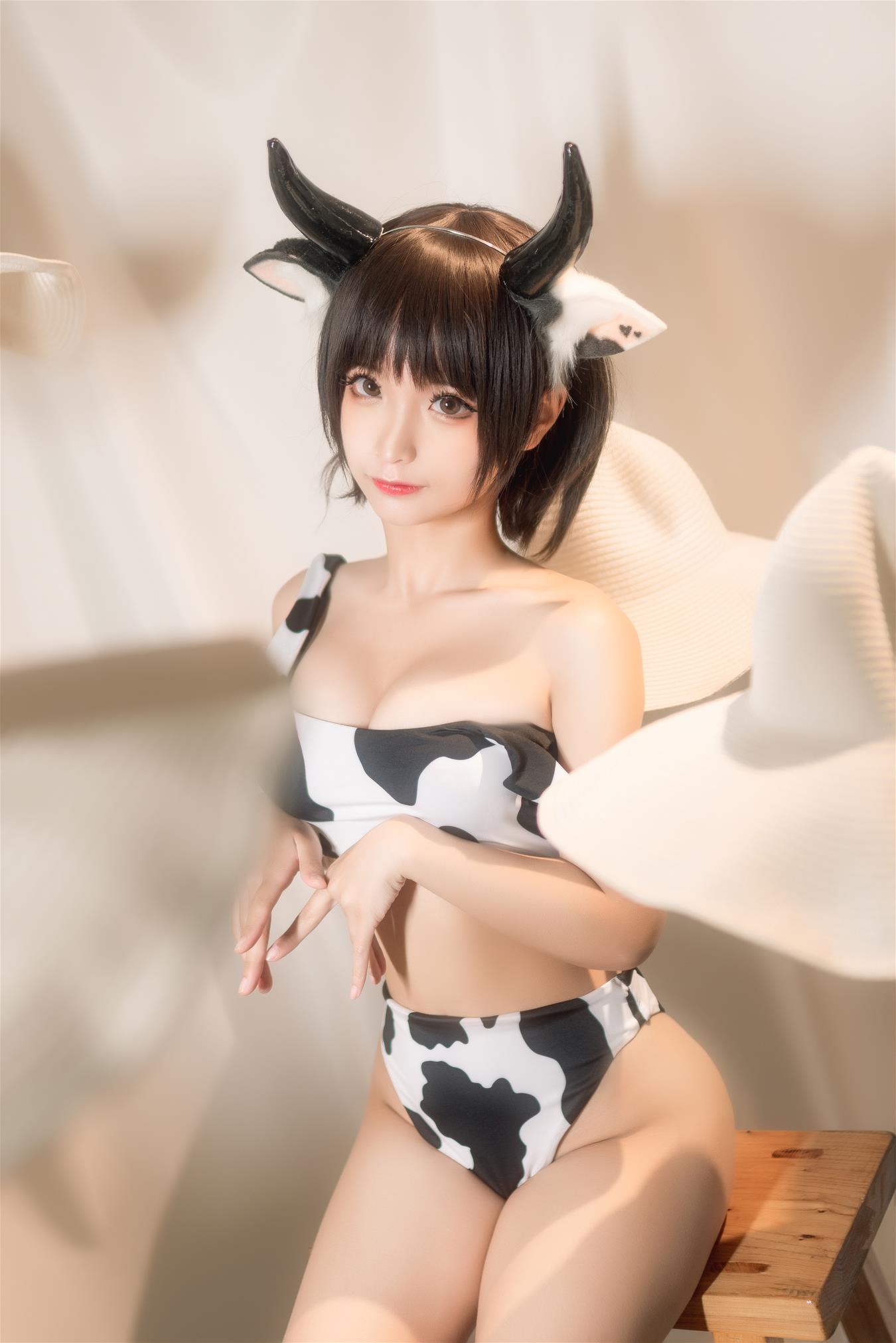 蠢沫沫 花花牛 [40P-451MB]